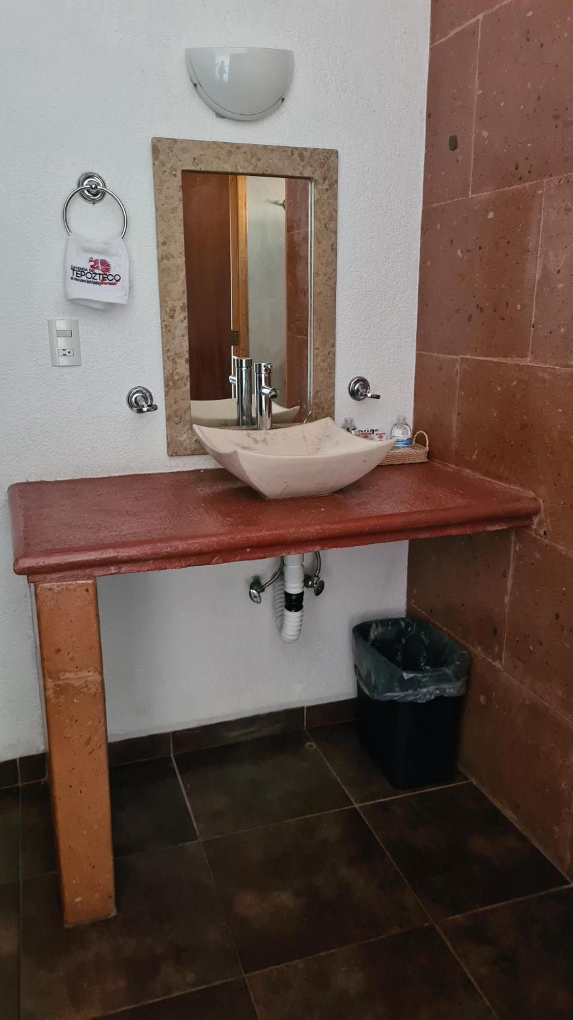 Hotel Leyenda Del Tepozteco テポストラン エクステリア 写真