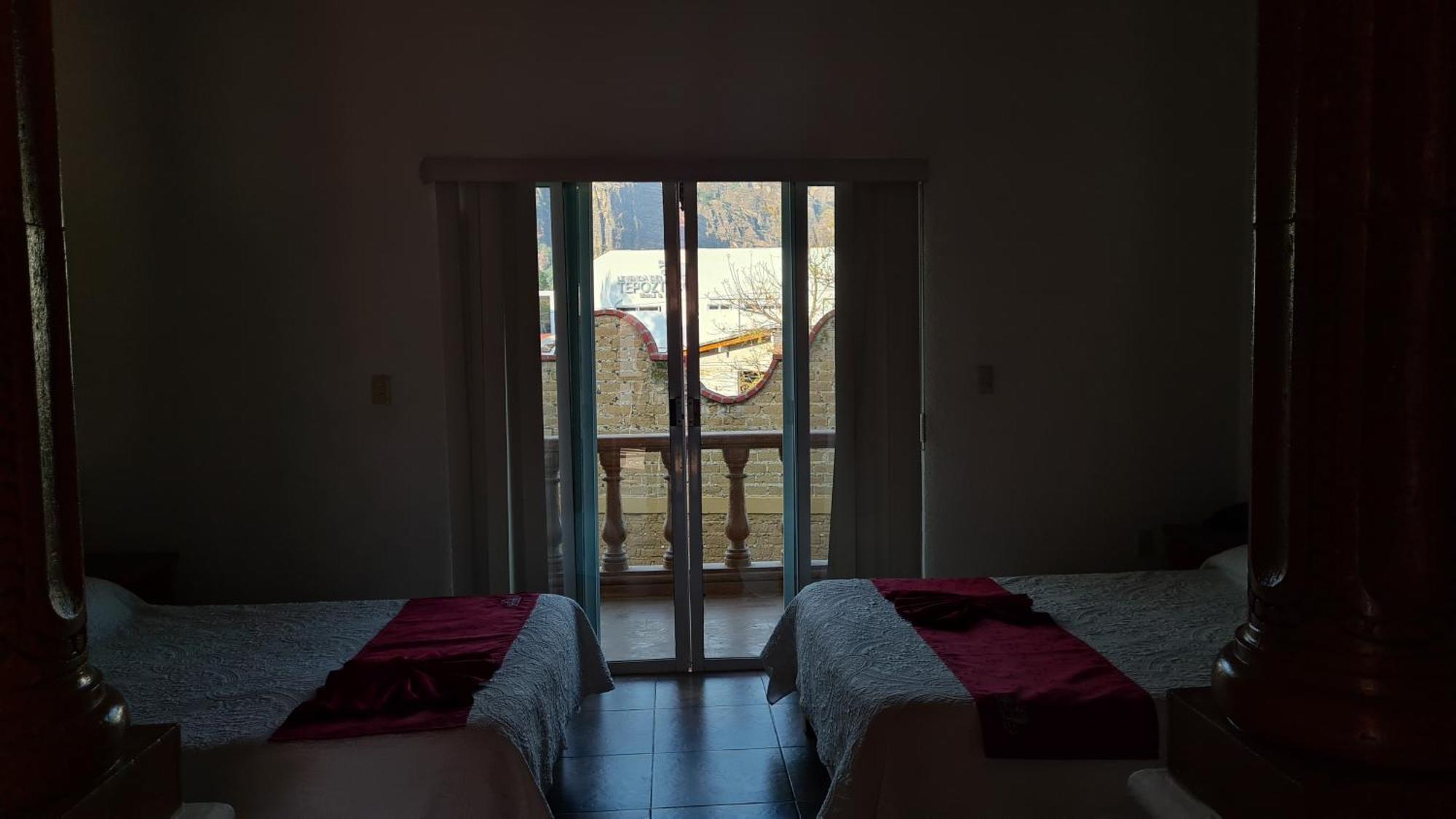 Hotel Leyenda Del Tepozteco テポストラン エクステリア 写真
